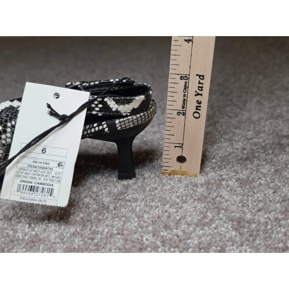 A New Day Samantha Snakeskin Slingback Kitten Heels Cream Black Pointed Toe 6
